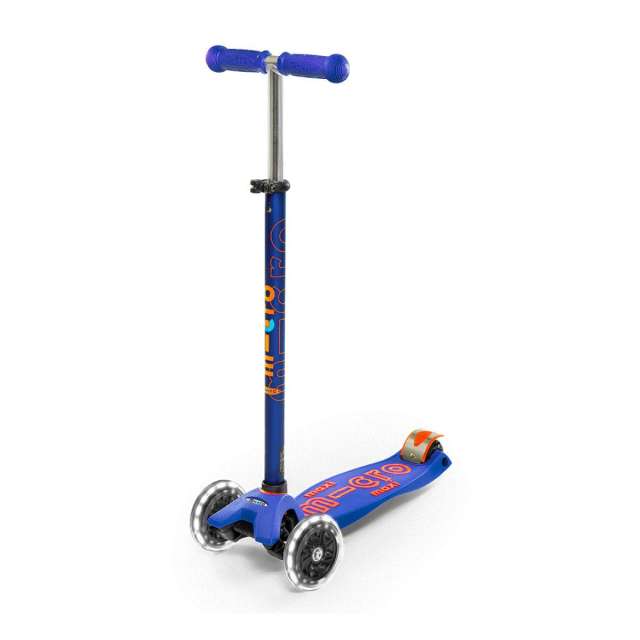 Maxi Deluxe with LED Wheels - Blue