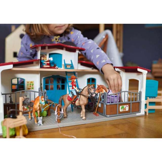 Schleich Lakeside Riding Center