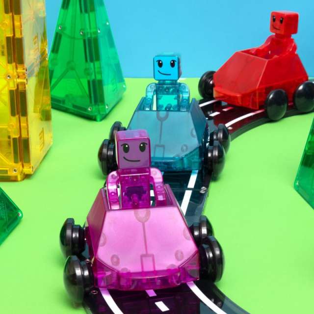 Magna-Tiles In Motion sets feature racing cars and roadways!