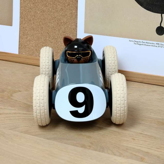 Playforever Egg Roadsters with Driver Karlos the Cat