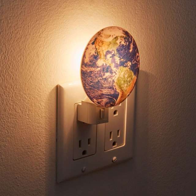 Kikkerland Night Light + Earth