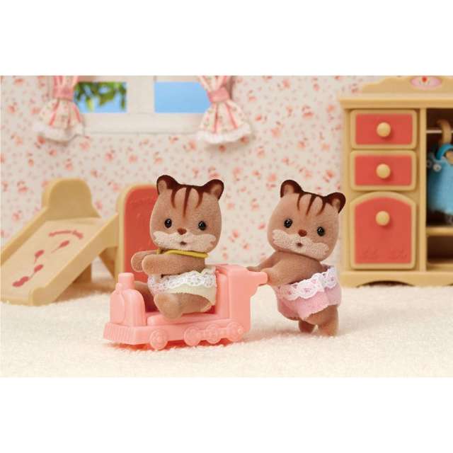 Calico Critters Hazelnut Chipmunk Twins