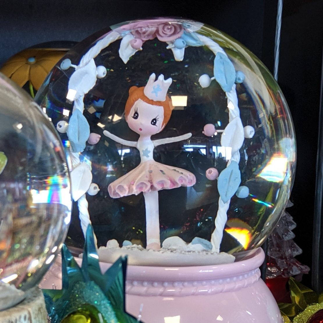 Little Big Room Ballet Dancer Snow Globe